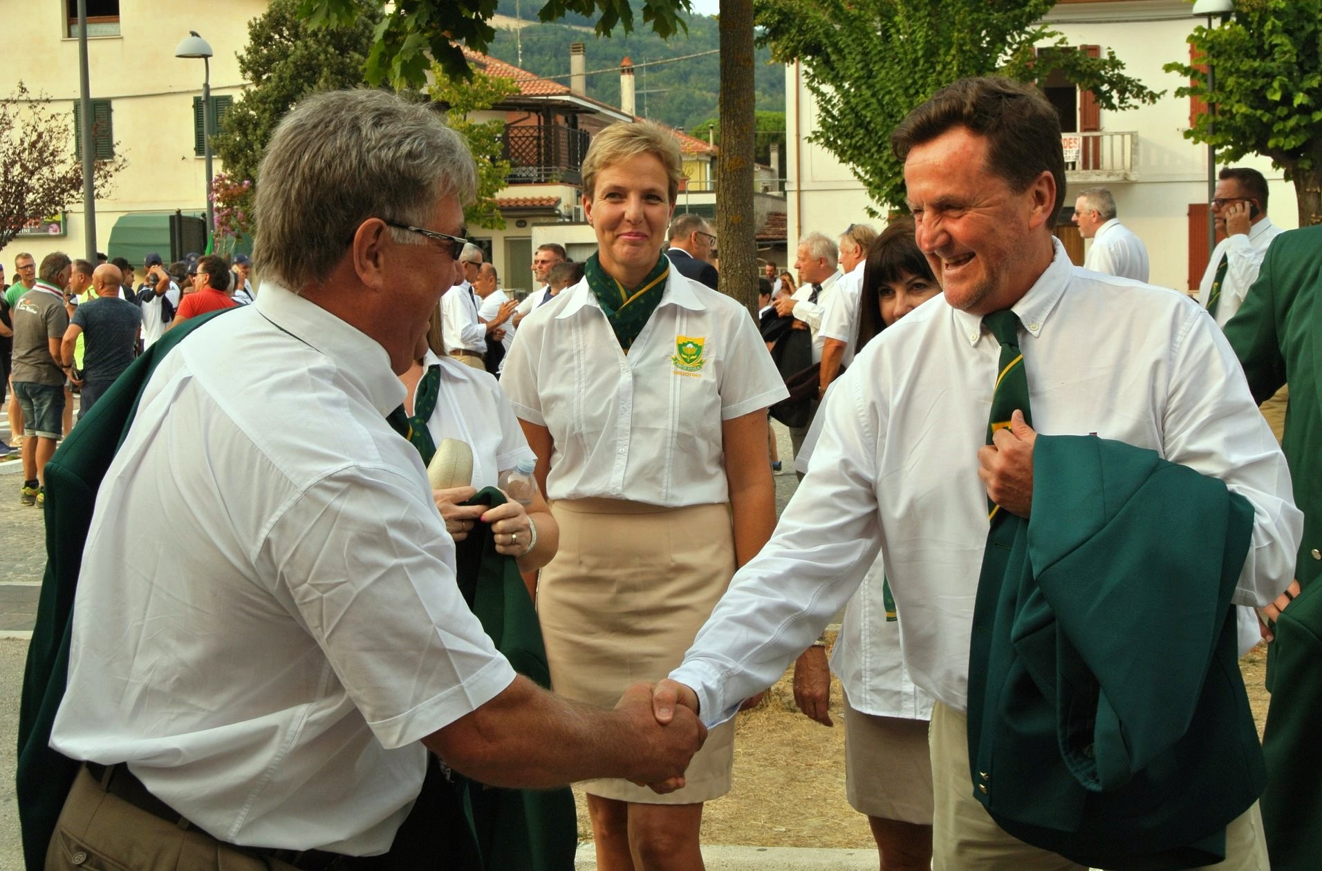 South African team members greeting each other before a championship